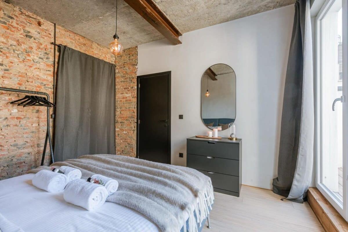 Huswell - Industrial Apartment With Terrace In Antwerpen Eksteriør billede
